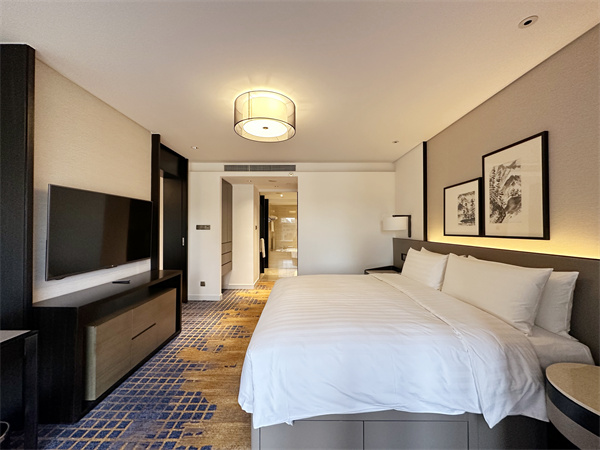 中国大饭店公馆公馆（China World Hotel）深度评价：京城商务地标的荣耀与挑战